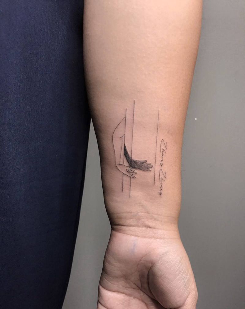 创意纹身纹身图片_成品手部手臂清新字符人物几何纹身图案