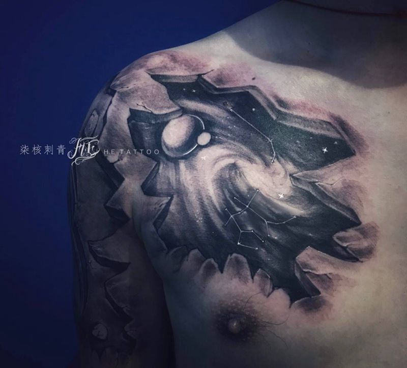 俗称的3d纹身纹身图片_手臂胸部欧美写实图腾星空纹身图案