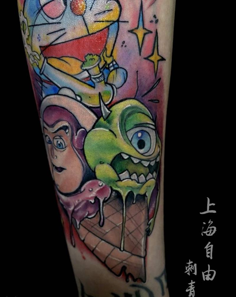 哆啦A梦纹身图片_手臂欧美写实哆啦A梦纹身图案