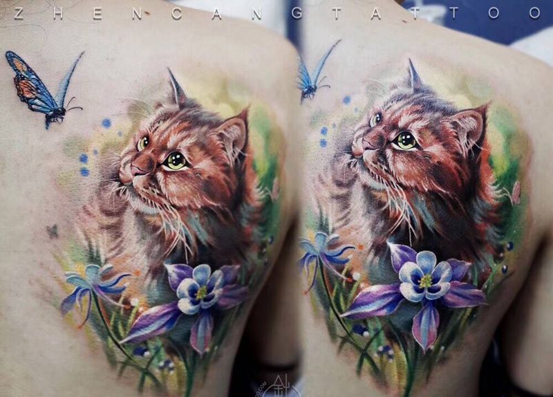 因你的陪伴 让我的世界分外温暖纹身图片_成品背部写实清新动物针藏刺青邵钢纹身图案