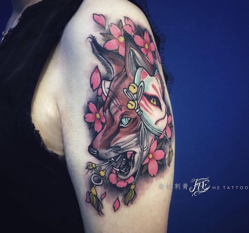 new school纹身图片_肩部手臂New School狐狸纹身图案