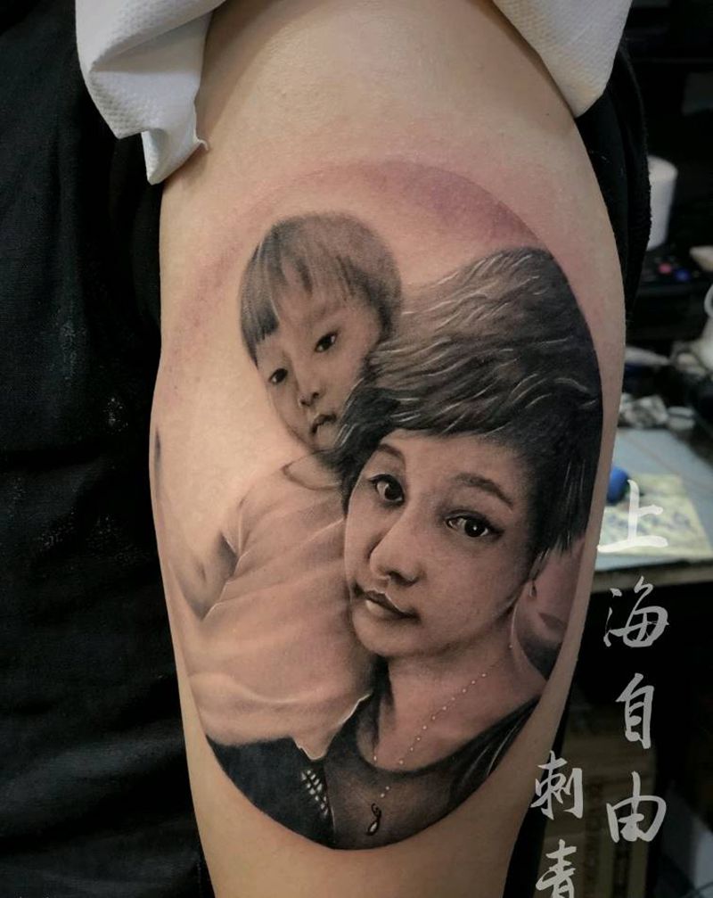 客人妻子跟他女儿纹身图片_手臂欧美写实照片照片肖像照片纹身图案