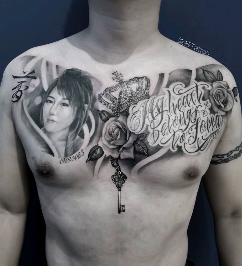 my love纹身图片_胸部肩部欧美写实花体字肖像纹身图案