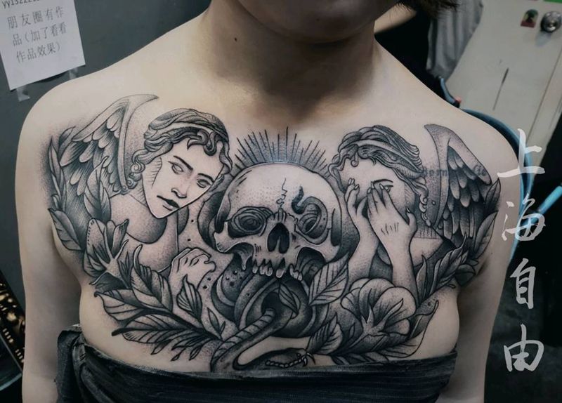 希腊神话花胸纹身图片_胸部欧美写实点刺希腊纹身图案