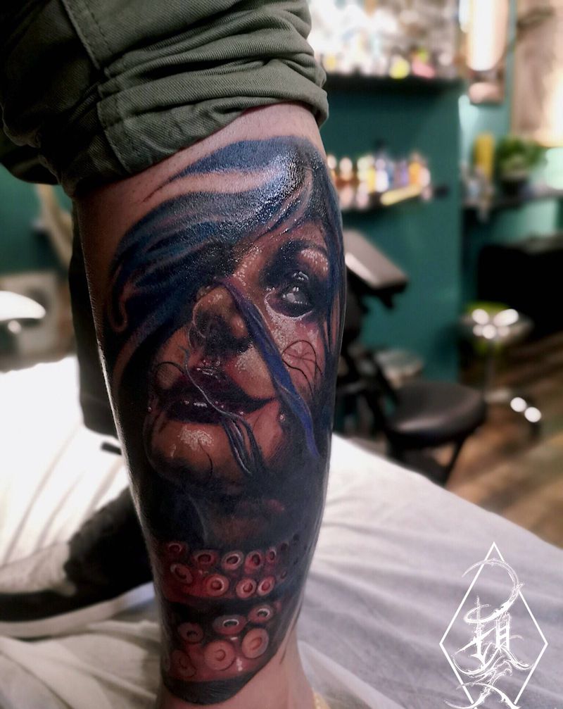 彩色写实纹身图片_腿部手臂欧美写实彩色暗黑纹身图案