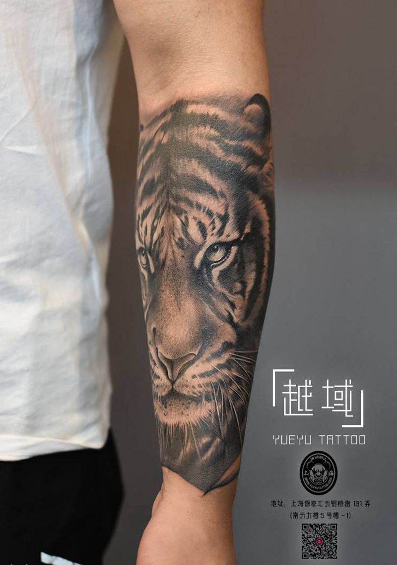 黑灰老虎纹身图案纹身图片_手臂纹身图案