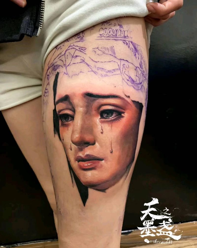 圣母像纹身图片_腿部欧美写实圣母像纹身图案