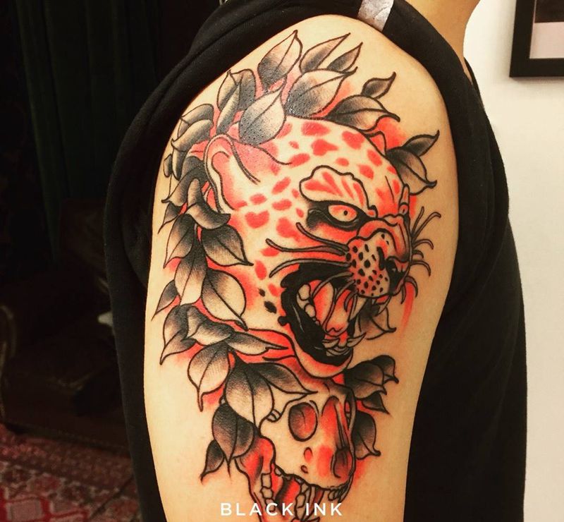 大臂豹子纹身图片_成品手臂欧美动物原创植物纹身图案