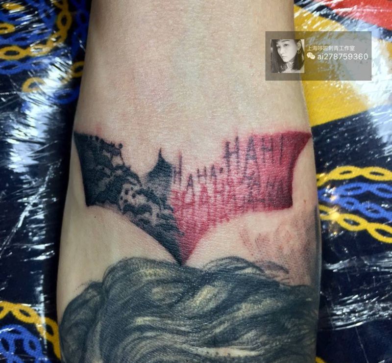 蝙蝠标志纹身图片