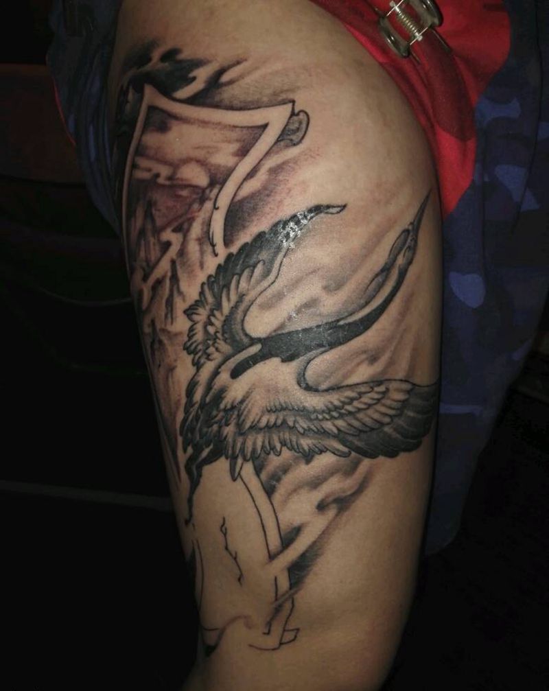 鹤纹身图片_腿部传统动物成品纹身图案