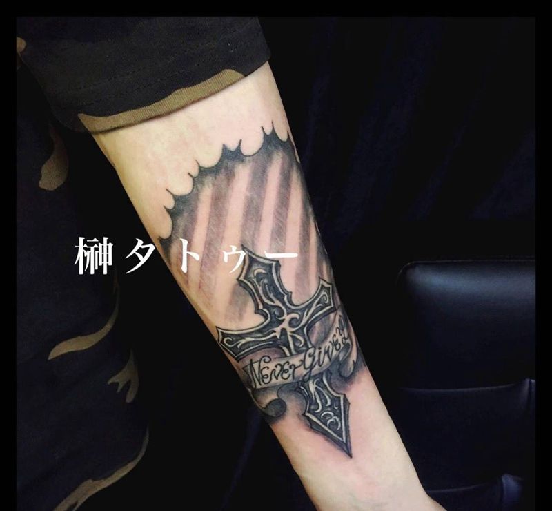 06.09纹身图片_成品手臂欧美写实原创纹身图案