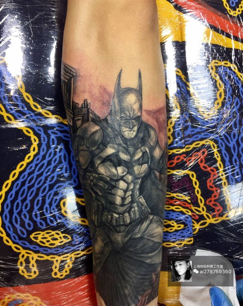 蝙蝠侠归来纹身图片