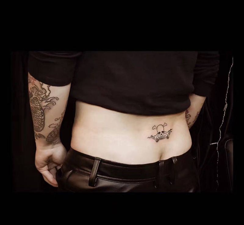 ☠️纹身图片_成品臀部欧美原创鬼神图腾纹身图案