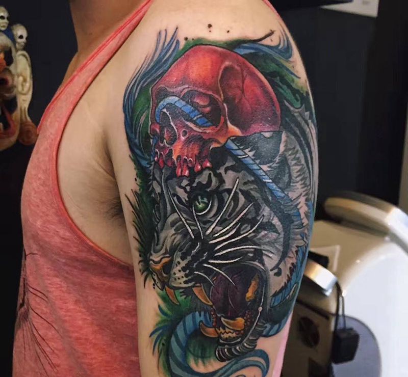 老虎纹身图片_成品手臂腿部欧美动物老虎彩色纹身图案