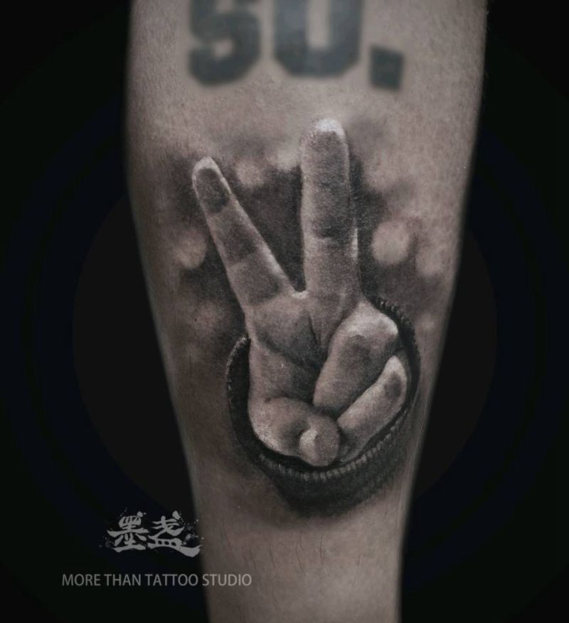 父爱纹身图片_腿部欧美写实手纹身图案