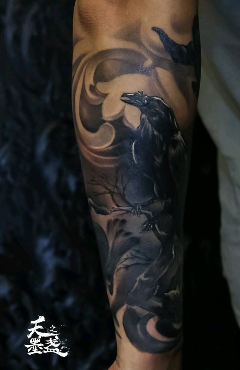 暗黑乌鸦纹身图片_手臂欧美写实乌鸦纹身图案