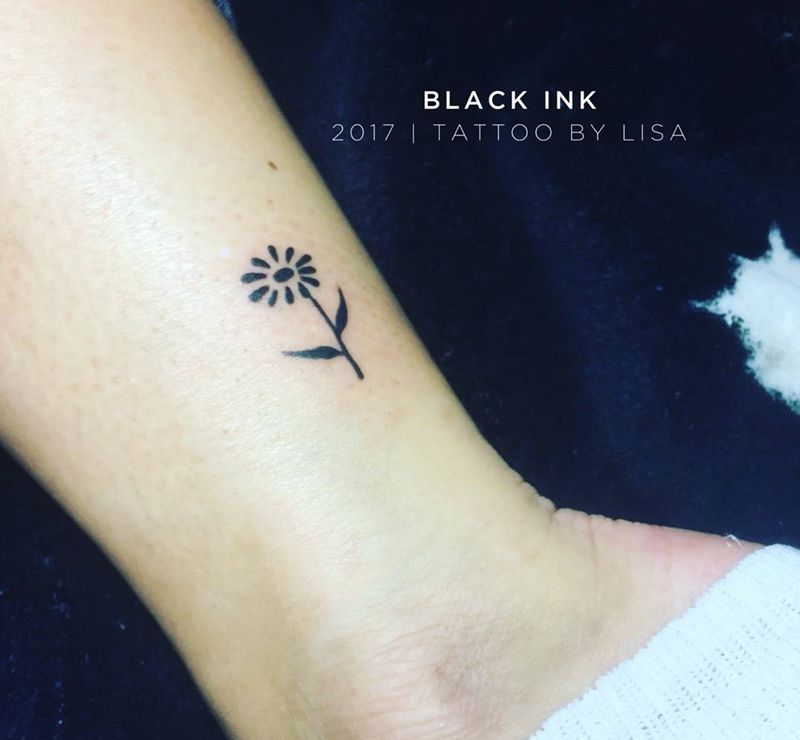 活动快速图1纹身图片_成品腿部欧美清新植物原创纹身图案