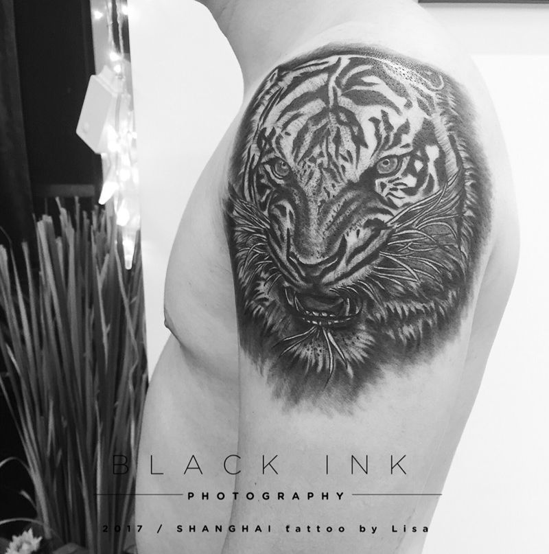 black tiger纹身图片_成品手臂欧美写实动物原创纹身图案