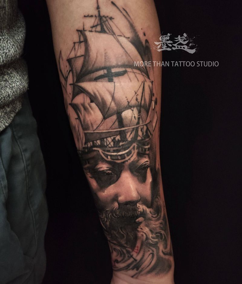 帆船纹身图片_手臂欧美写实肖像黑灰纹身图案