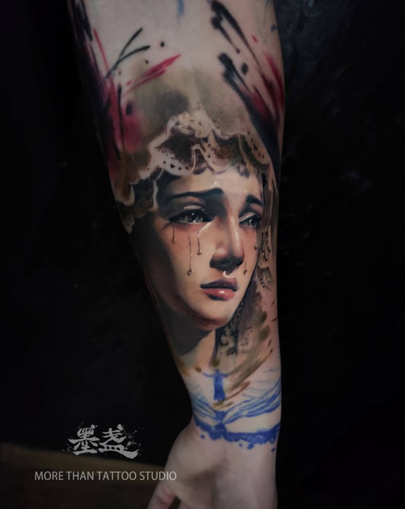 圣母纹身图片_手臂欧美写实彩色纹身图案