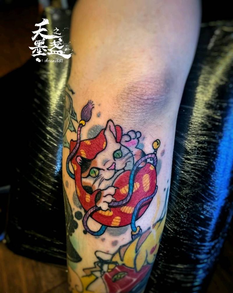 达摩纹身图片_手臂New School招财猫纹身图案