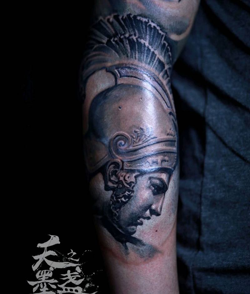 石雕花臂未完纹身图片