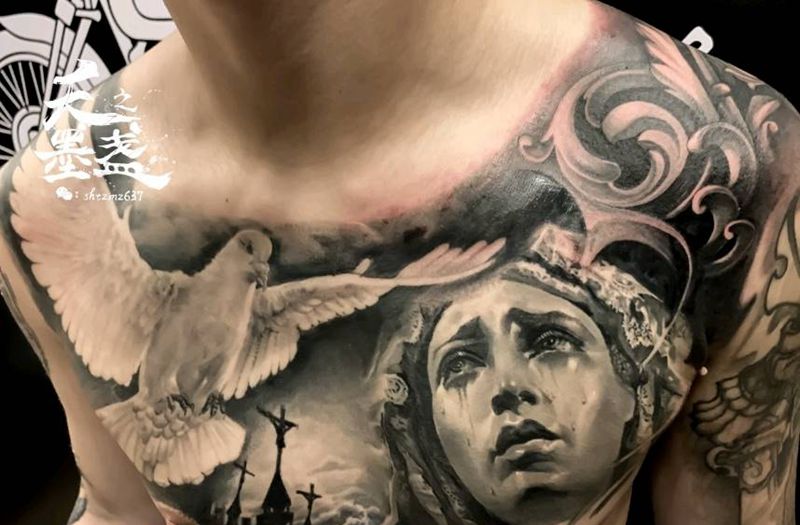 圣母花胸纹身图片_胸部欧美写实圣母像纹身图案