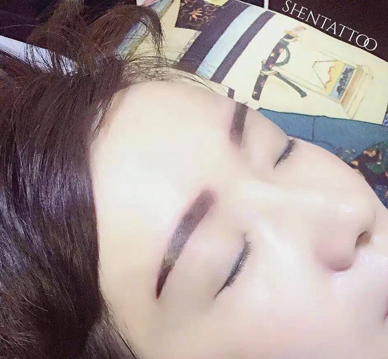 日式自然系半永久眉纹身图片_成品人物纹身图案