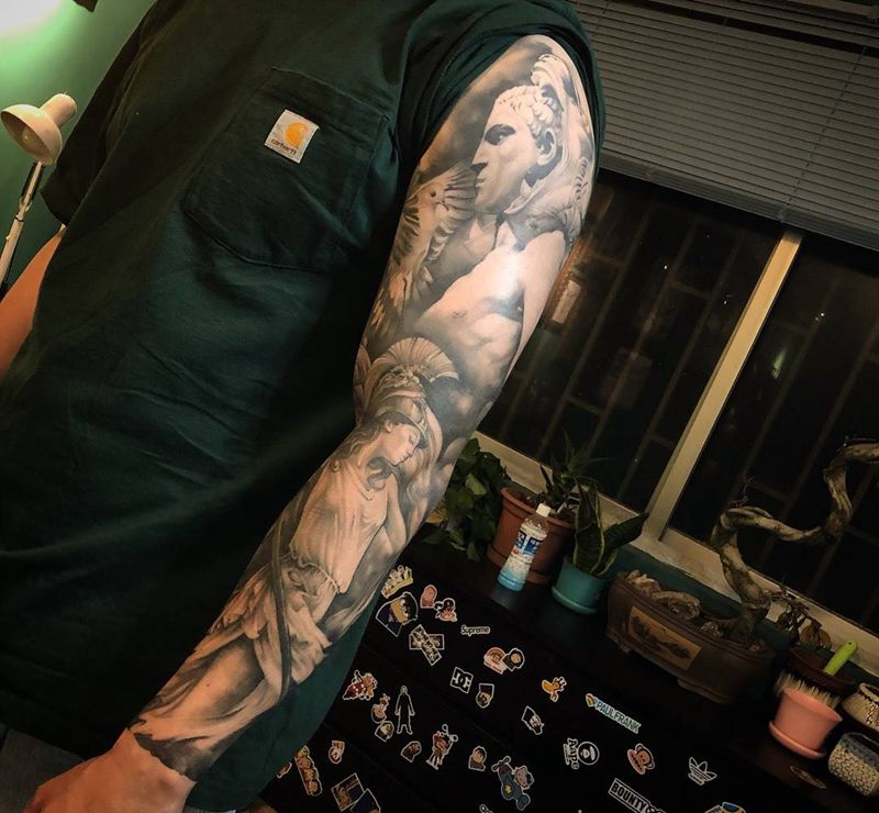 素描花臂纹身图片_成品手臂腿部背部欧美肖像写实人物宗教动物纹身图案