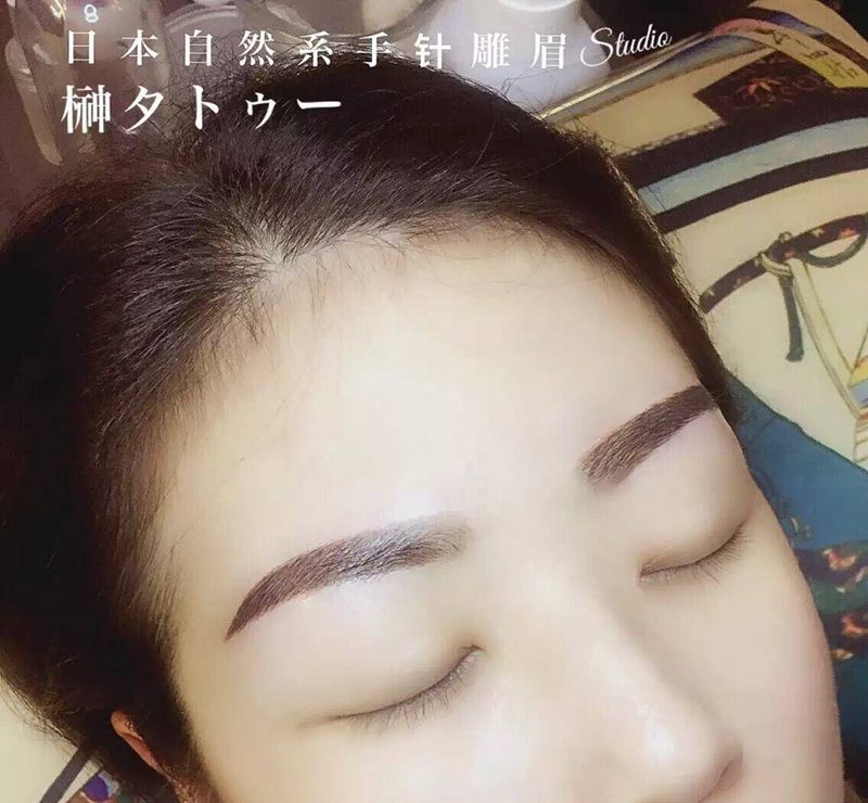 日式手针雕眉纹身图片_成品人物纹身图案