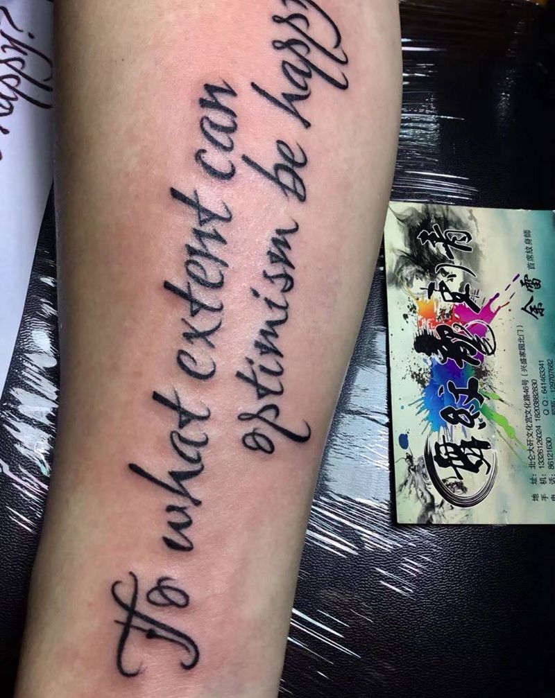 字母纹身图片_手部花体字纹身图案