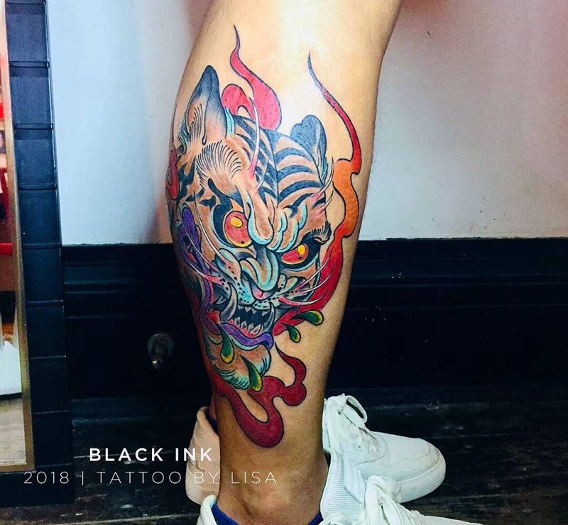 new school 虎纹身图片_腿部New School纹身图案