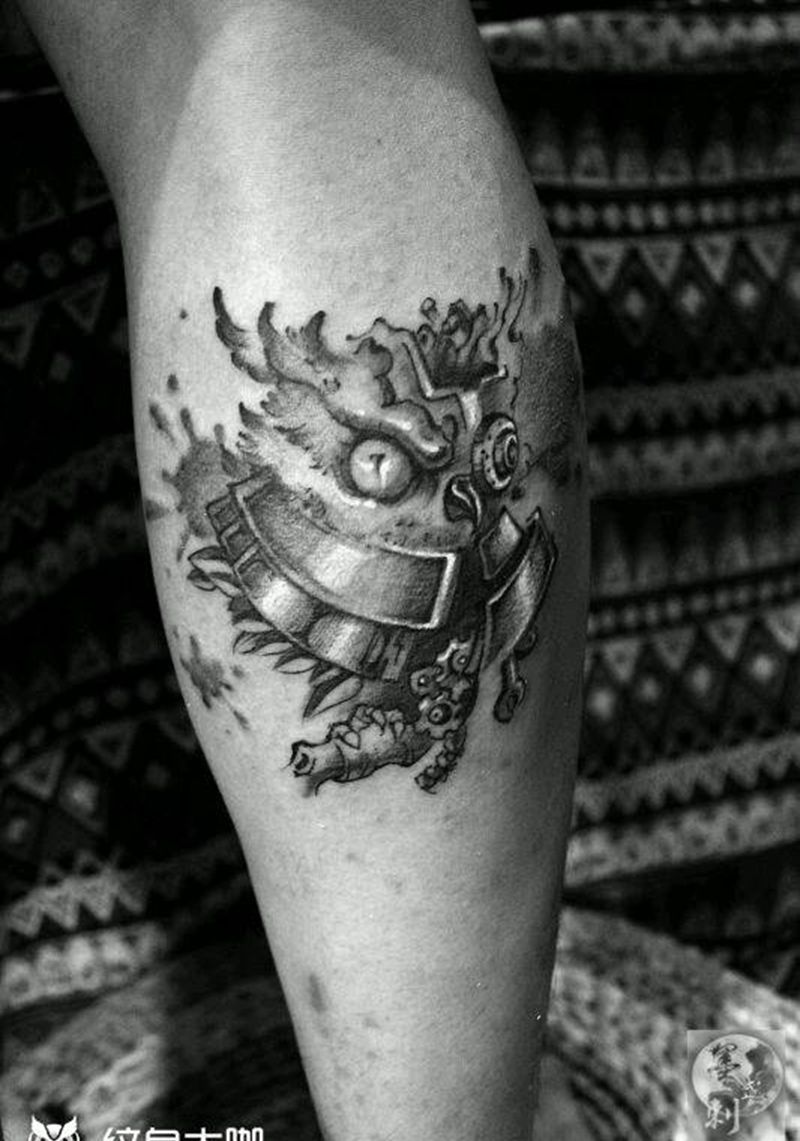 蒸朋猫头鹰纹身图片_腿部欧美动物原创成品纹身图案