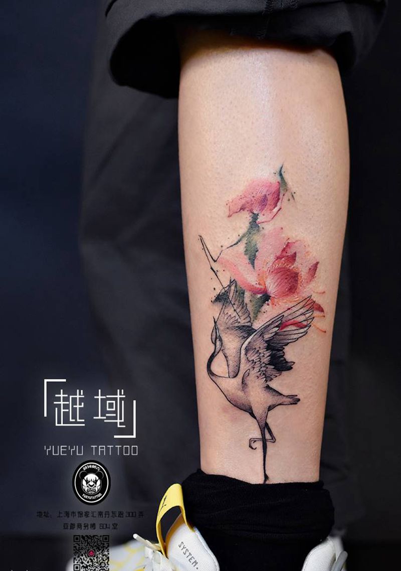 仙鹤纹身图案纹身图片_腿部水彩纹身图案