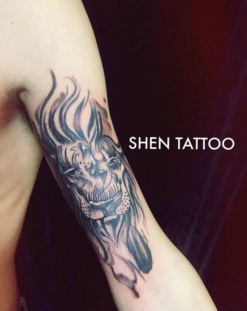 狮子 遮盖纹身图片_成品手臂欧美动物纹身图案