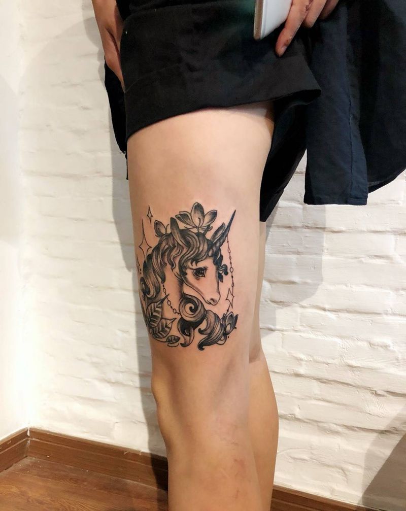 独角兽纹身图片_成品腿部清新动物纹身图案