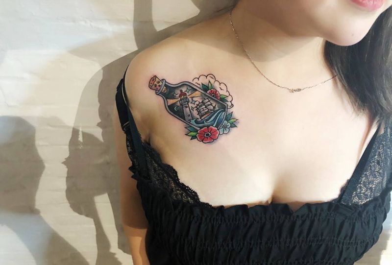 漂流瓶  旧纹身遮盖纹身图片_胸部Old School纹身图案