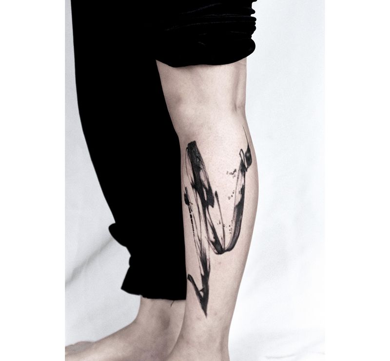 随笔纹身图片_手臂腿部水墨新传统纹身图案