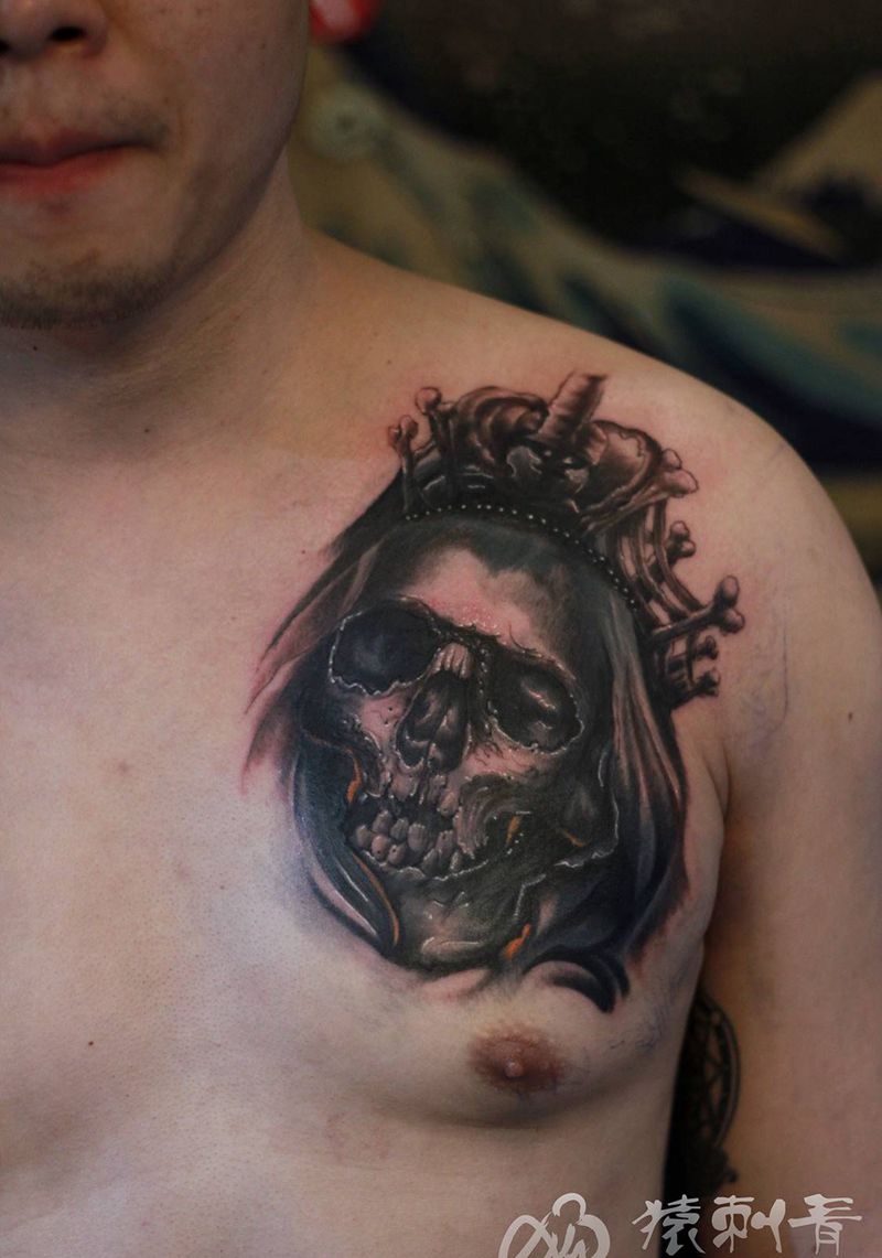 跟过去说再见纹身图片_胸部欧美写实纹身图案