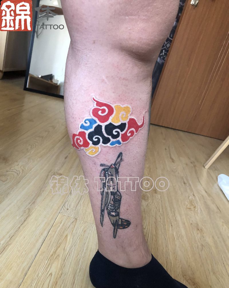 自己腿，随便扎纹身图片_腿部纹身图案