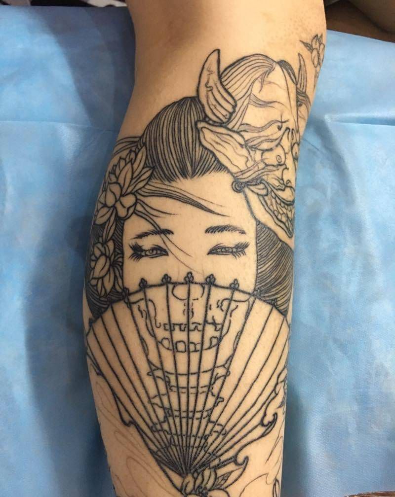 艺，黑灰底，未完成。纹身图片