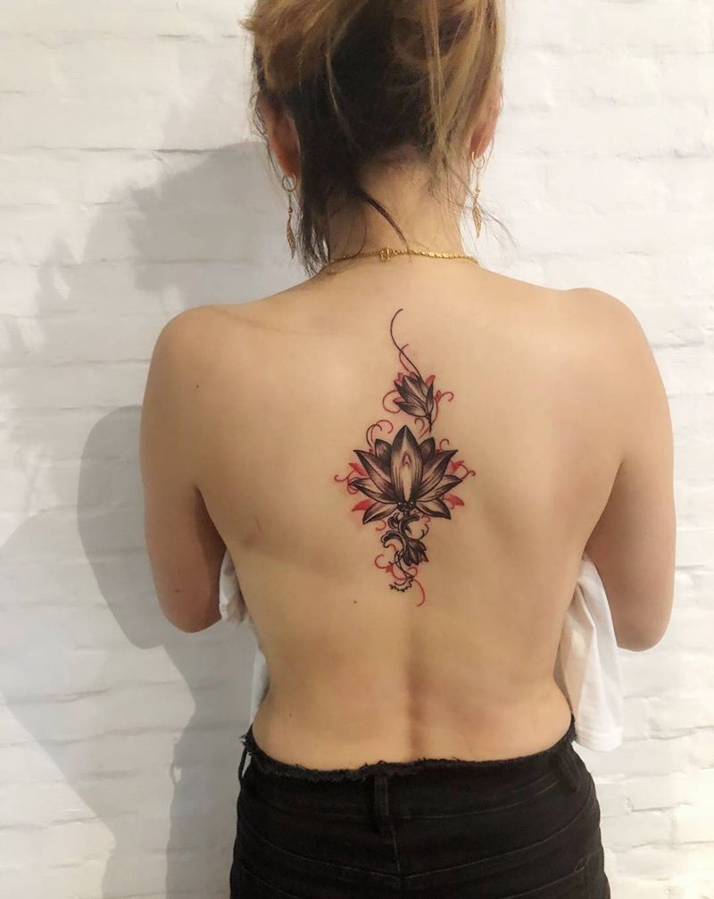 工作 ：后背莲花纹身图片_背部几何纹身图案