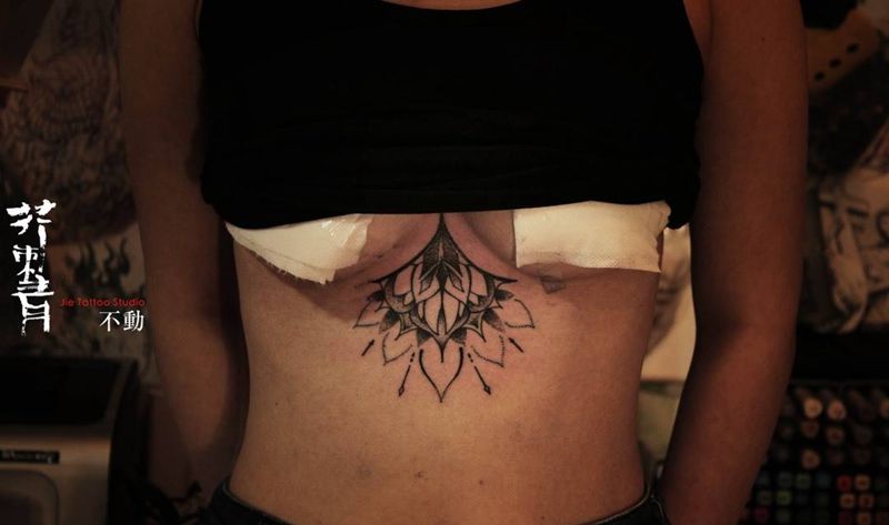 sternum tattoo-纹身图片_成品手稿胸部清新欧美原创宗教情侣纹身图案