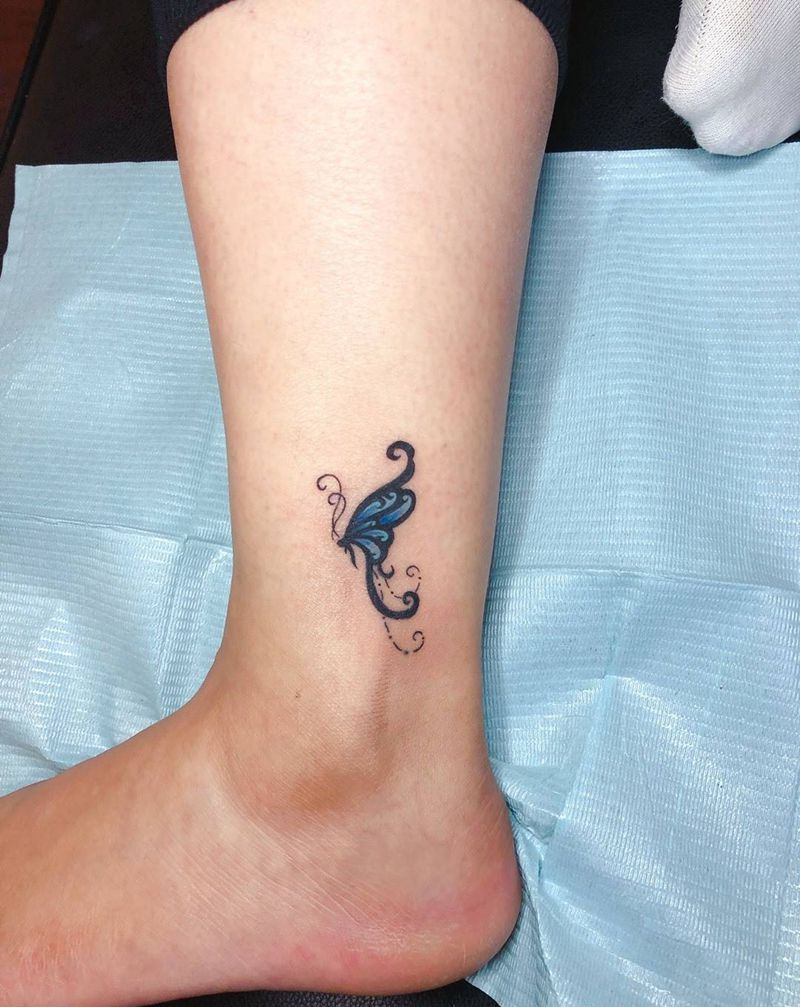 蝴蝶纹身图片_成品脚部动物清新纹身图案