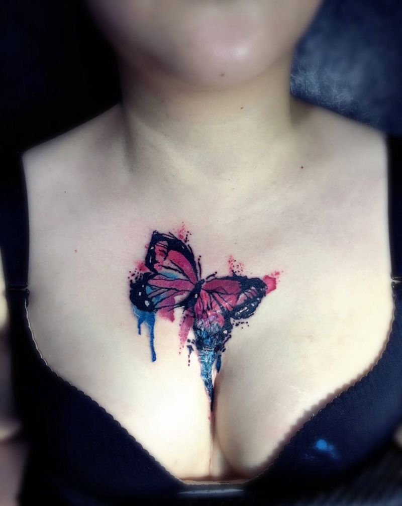 水墨蝴蝶（遮疤）纹身图片_成品胸部欧美动物纹身图案