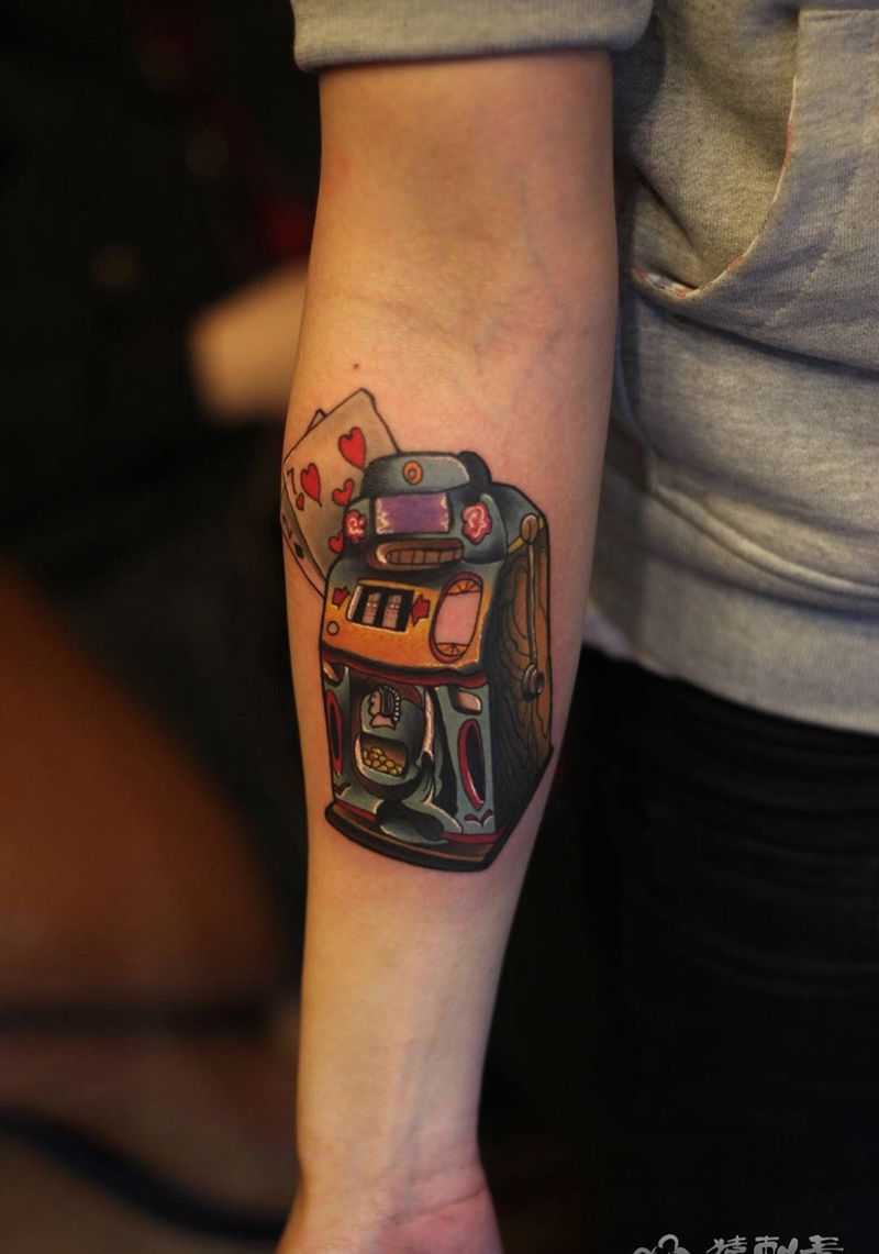 new school纹身图片_成品手部手臂传统猿刺青静物写实清新欧美纹身图案