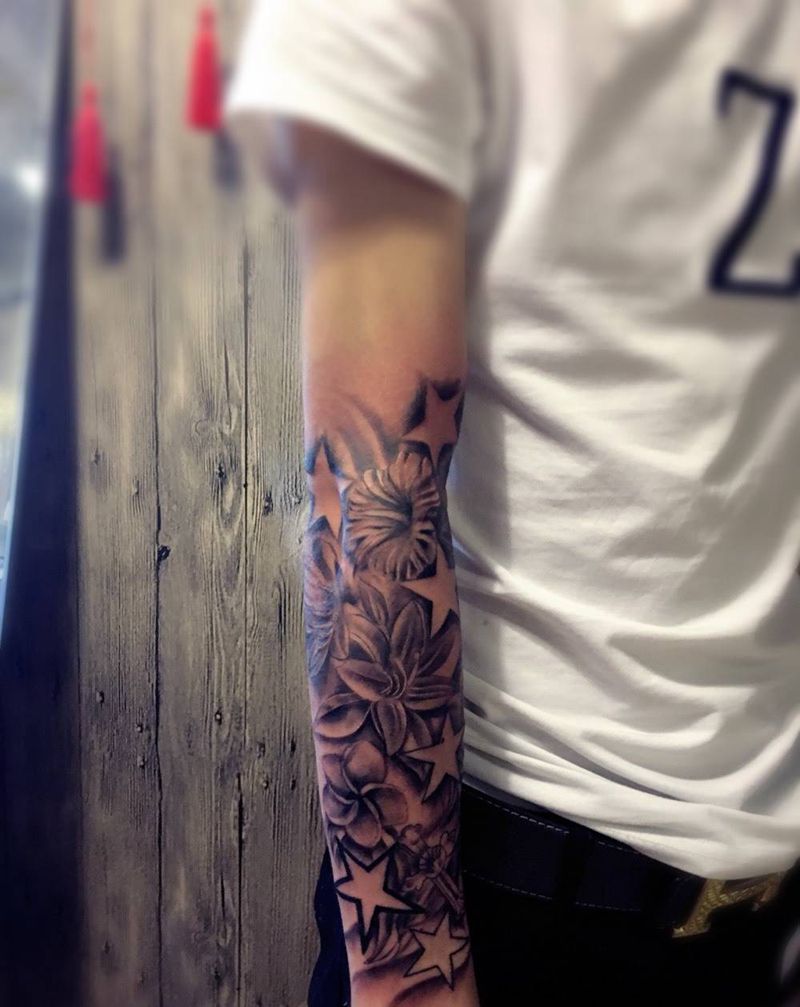 五星花臂纹身图片_成品手臂欧美植物纹身图案