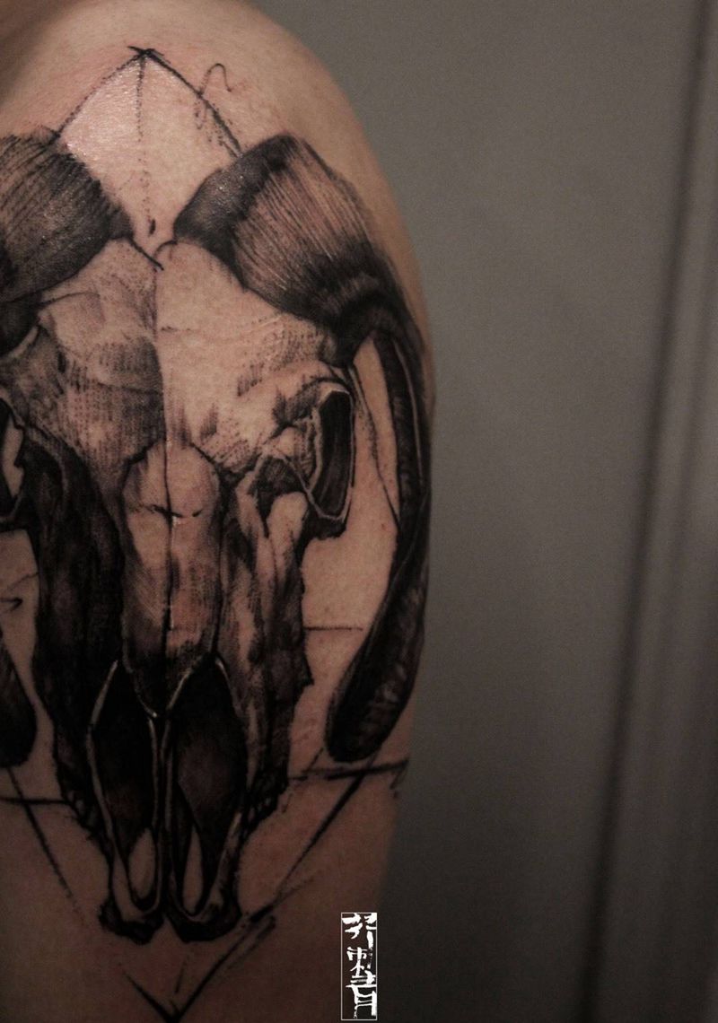门第斯 公羊纹身图片_手稿成品手臂腿部欧美写实原创动物鬼神宗教纹身图案
