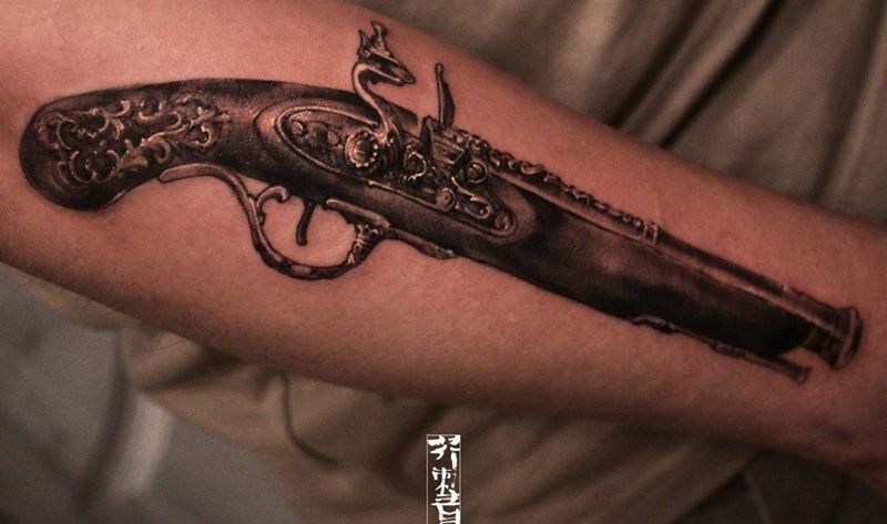 燧火枪纹身图片_手稿成品手臂习俗写实欧美原创静物纹身图案