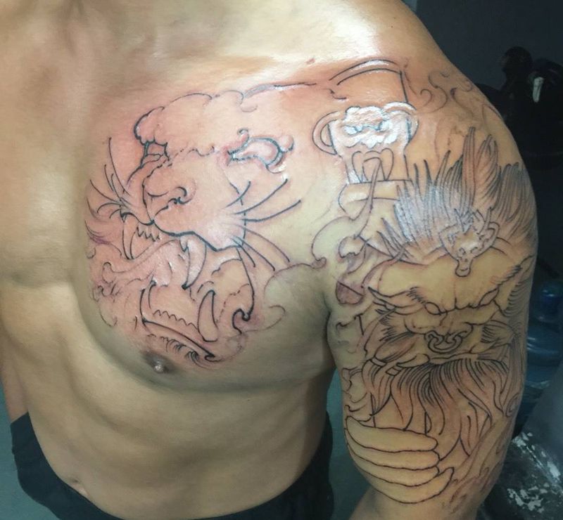 牛魔王vs云中虎纹身图片_成品手稿手臂肩部胸部传统国画人物鬼神动物纹身图案